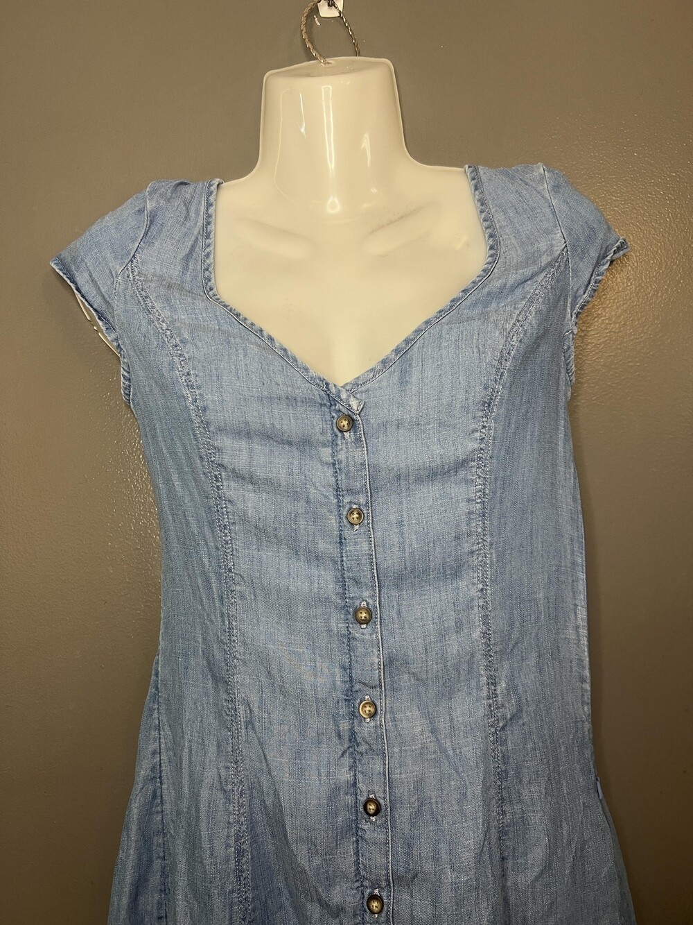 American Eagle Outfitters Dress Womens XS Light Blue Lyocell Button Front Cutout